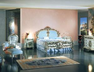 Мебельный гарнитур для спальни URANIA в стиле Людовика 16